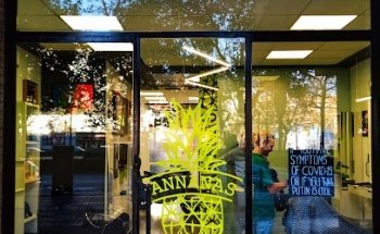 ANNANAS, Alfahuir, barbería, barbershop, corte de pelo clásico y moderno, arreglo de barba, afeitado