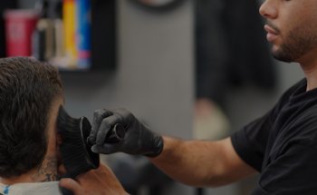 Alex 23 barber | Barbería y Peluquería en Santiago de Compostela
