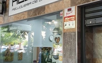 ALBERTO PELUQUERÍA DE CABALLEROS-BARBERÍA