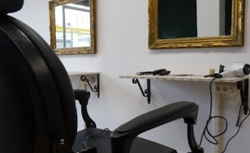 La Santa Barber
