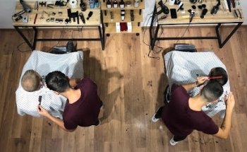 G ️19 Barbería