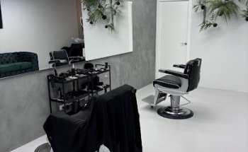 LineUp Men’s Salon