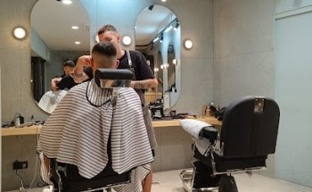 JOTA Barber Shop - Sagrada Família