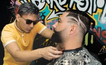 BlueFox Barbería