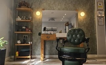 HIS BARBERIA