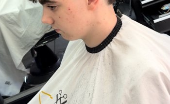 Barbería Black 26